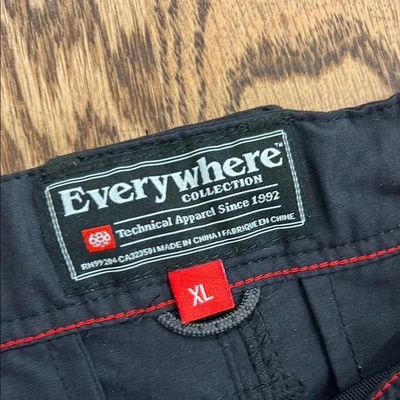 Men's Black Pants - Picture 2 of 3